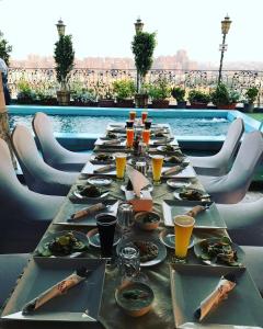 royal marshal hotel