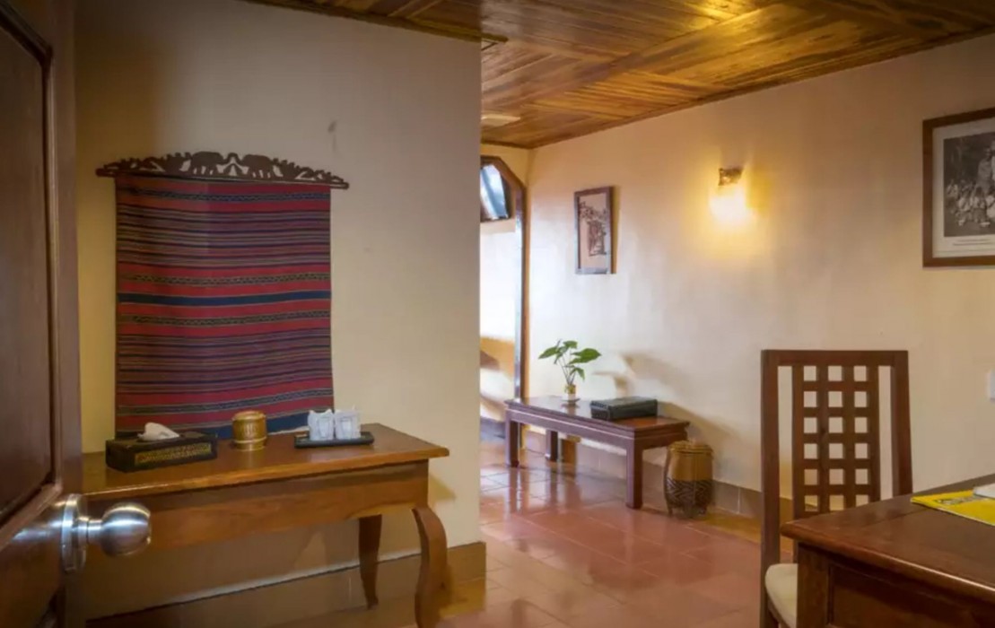 pakse hotel and restaurant