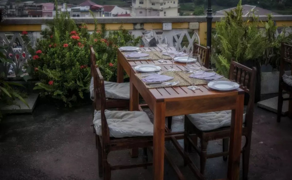 pakse hotel and restaurant