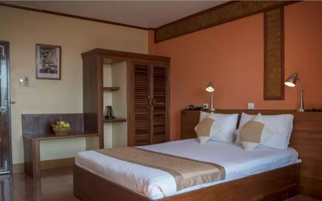 pakse hotel and restaurant