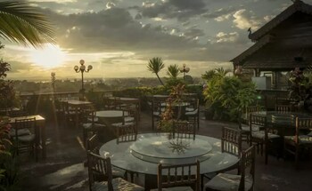 Pakse Hotel & Restaurant,Pakse>>Champasak,3 star