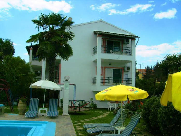 angela hotel and apartments