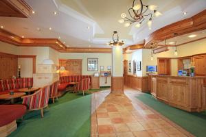 garni hotel alpin scheffau