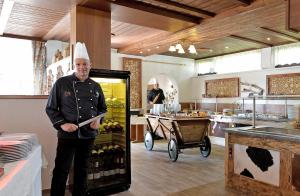 garni hotel alpin scheffau