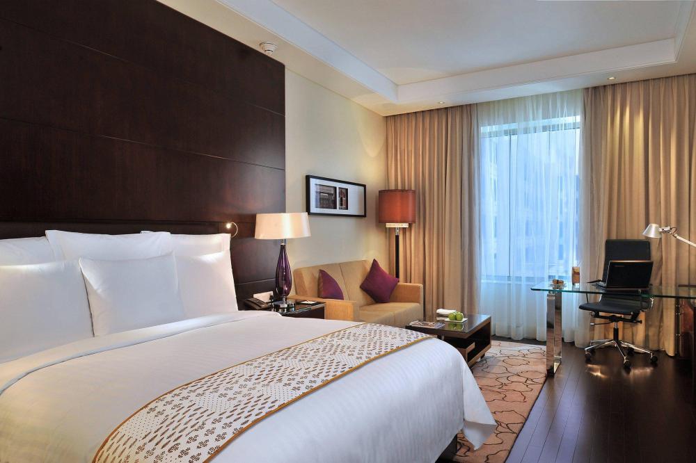 Jaipur Marriott Hotel,Tonk Road,5 star