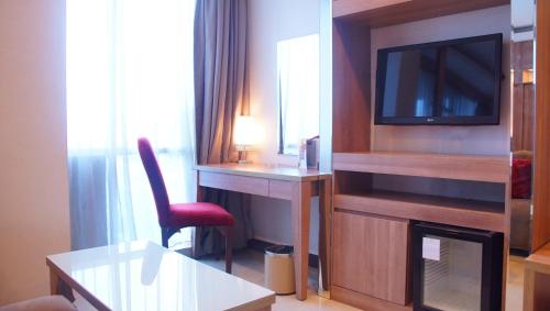 dprimahotel mega kuningan