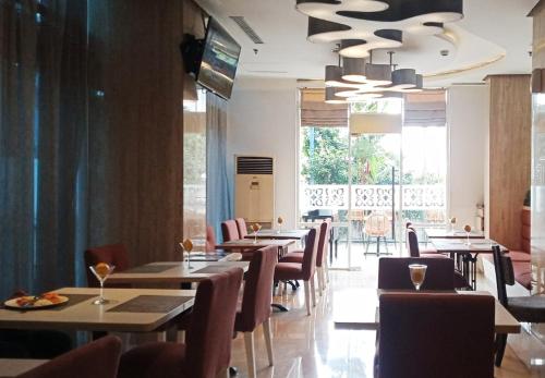 dprimahotel mega kuningan