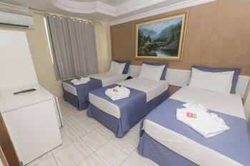 hotel portinari ponte da amizade