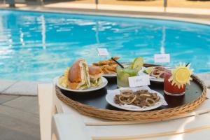 hotel portinari ponte da amizade