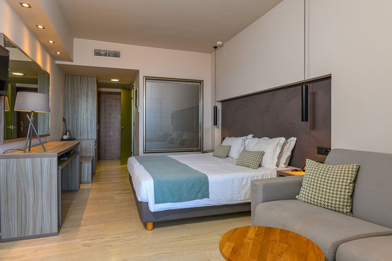 alexandra beach resort and spa