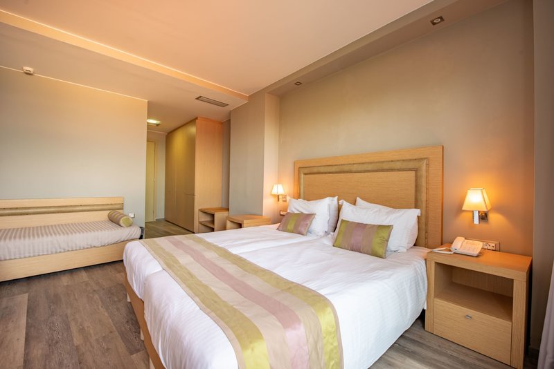 alexandra beach resort and spa