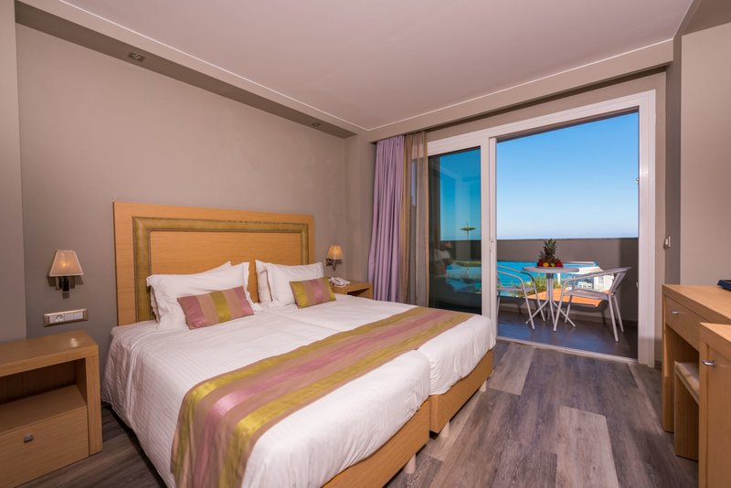 alexandra beach resort and spa