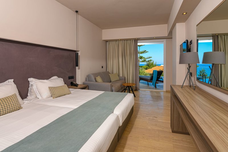 alexandra beach resort and spa