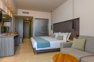 alexandra beach resort and spa