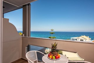 alexandra beach resort and spa