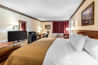 Quality Inn Clinton - Knoxville North,Knoxville>>Clinton,2.5 star