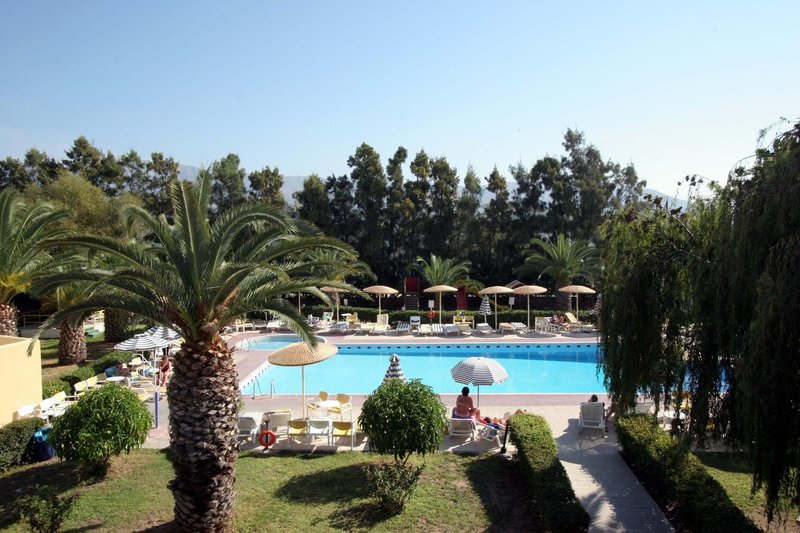 pyli bay hotel