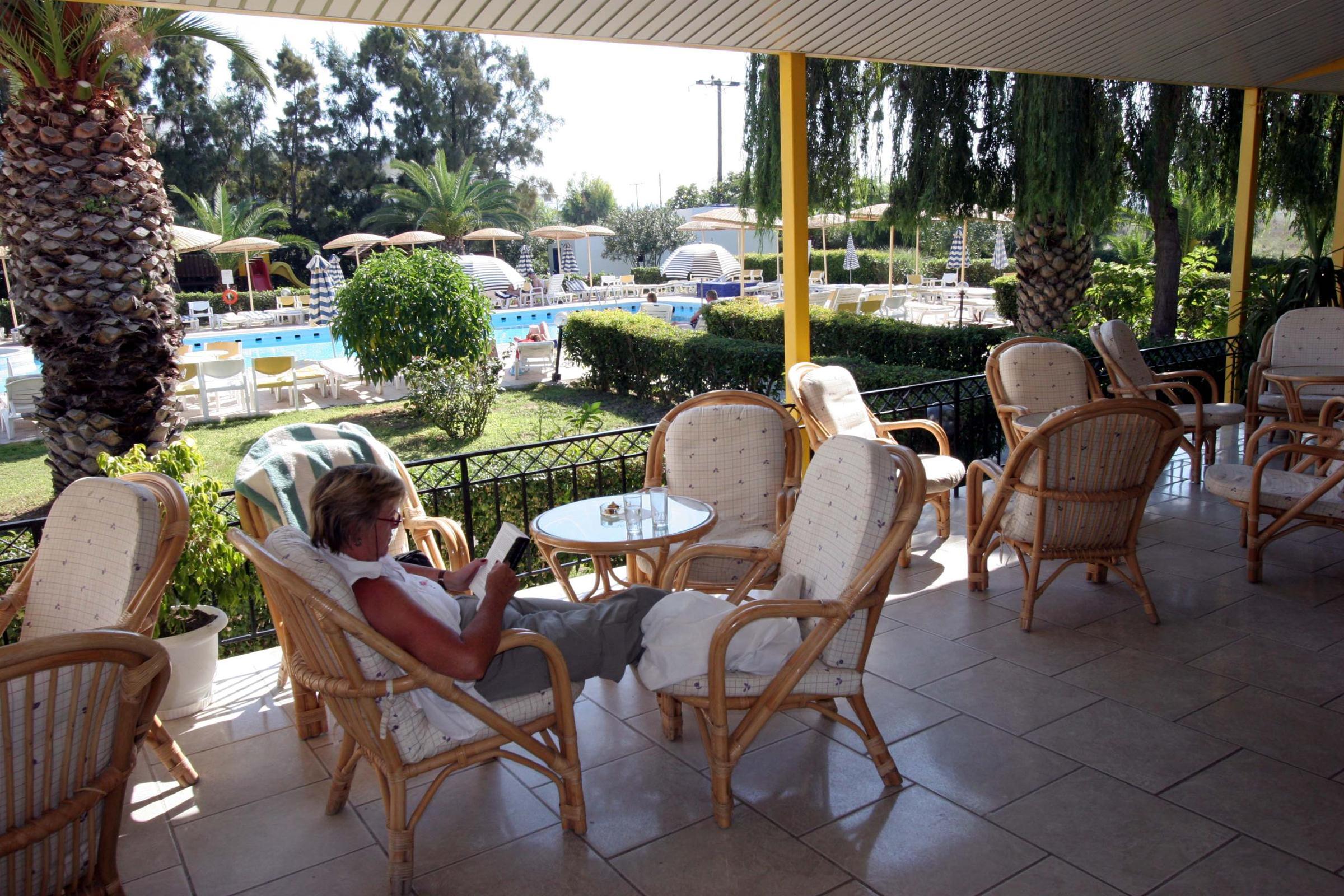 pyli bay hotel