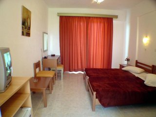 pyli bay hotel