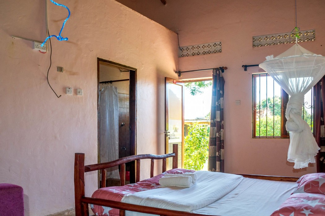 Gorilla African Guest House,Kampala>>Entebbe,3 star