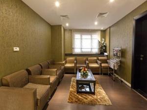 Florida Square Hotel,Dubai>>Deira,2 star