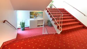 st joseph hotel hamburg reeperbahn st pauli kiez