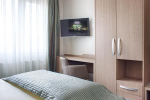 st joseph hotel hamburg reeperbahn st pauli kiez