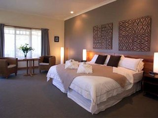 Carrington Estate,Near Karikari Estate Winery,4 star