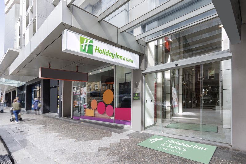 holiday inn and suites sydney bondi junction an ihg hotel