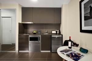 Holiday Inn & Suites Sydney Bondi Junction By Ihg,Bondi Junction>>Bondi,4 star