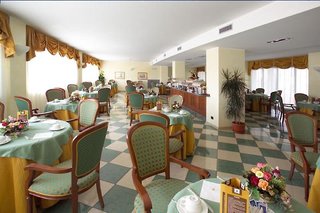 Phi Hotel Cavalieri,Bra>>Alessandria,4 star