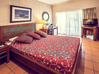 the continental hotel broome