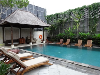 ubud village hotel