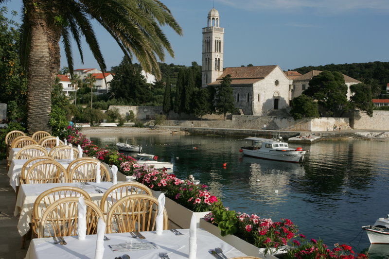 hvar