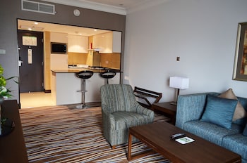 holiday inn abu dhabi downtown an ihg hotel