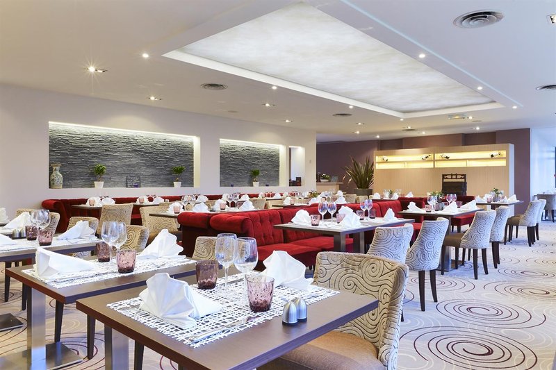 golden tulip aix les bains