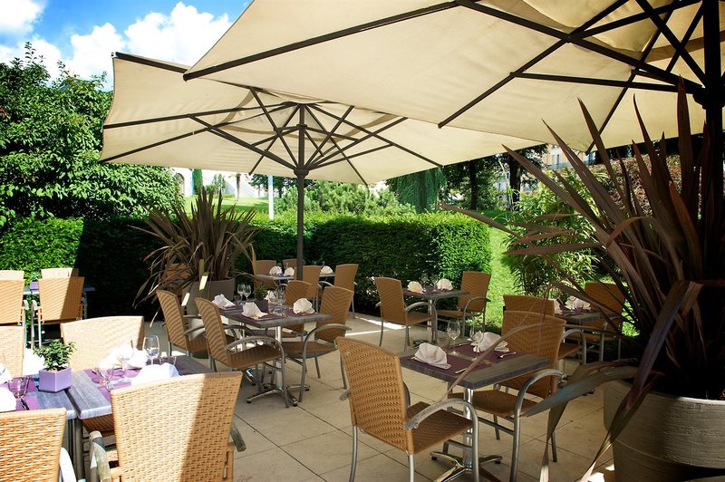 golden tulip aix les bains