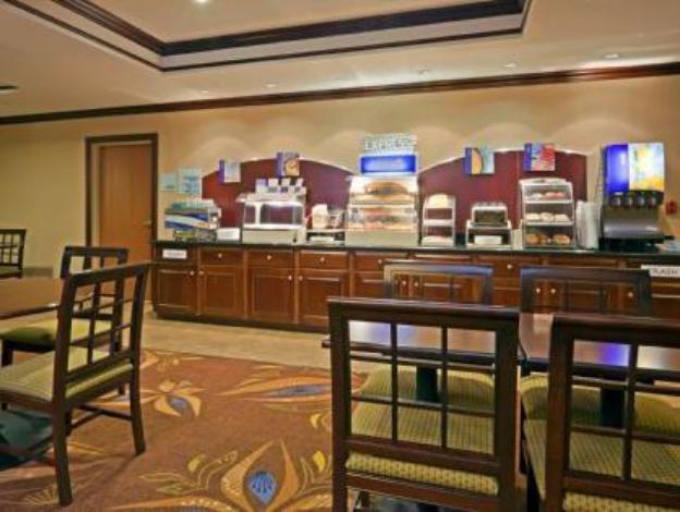 holiday inn express washington court house by ihg