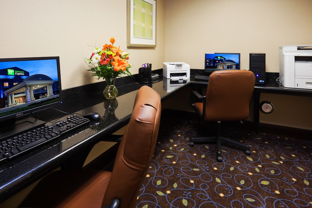 holiday inn express washington court house by ihg