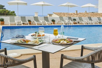 Universal Aparthotel Don Camilo,Near Cala Es Conills,4 star
