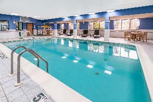 Holiday Inn Express Fremont By Ihg,Fremont>>Angola,3 star