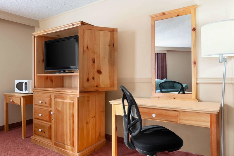 quality inn and suites