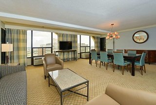 hotel belvoir springfield