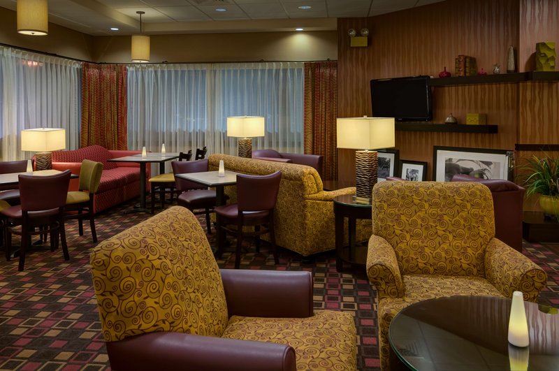 hampton inn chambersburg