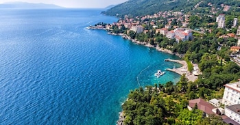 hotel villa astra