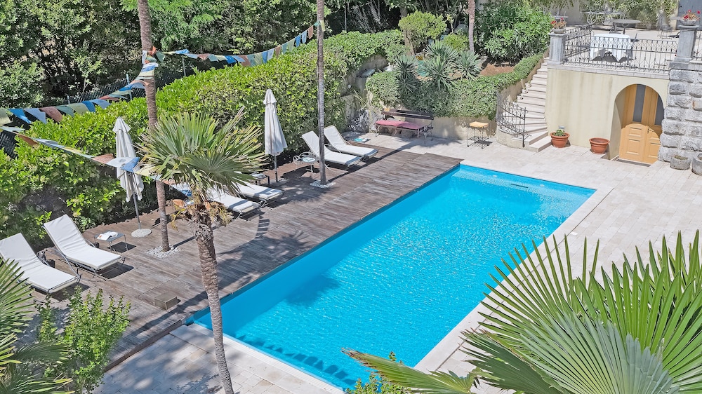 hotel villa astra