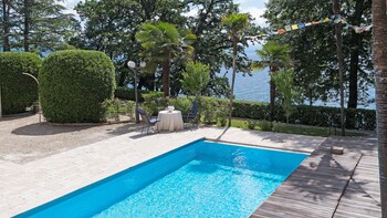 hotel villa astra