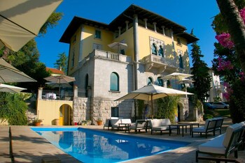 hotel villa astra