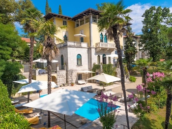 hotel villa astra