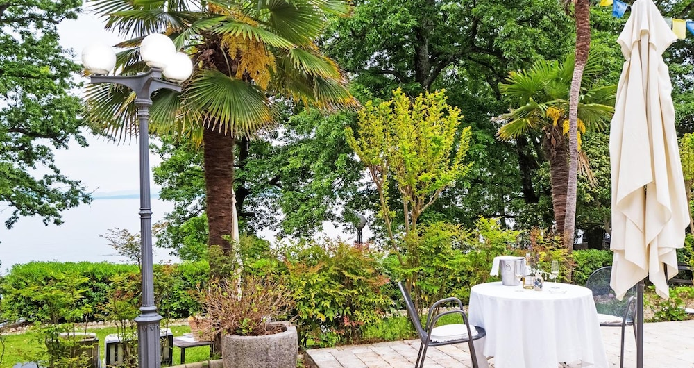 hotel villa astra
